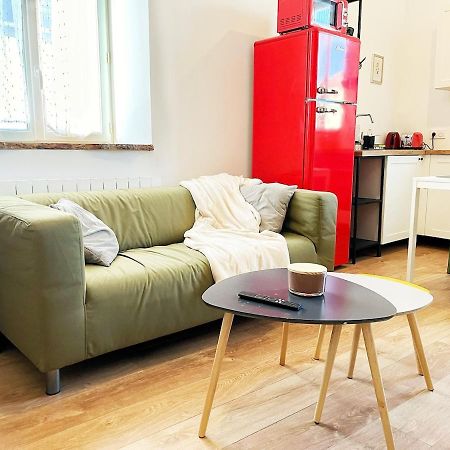 Saint-Genix-sur-Guiers Studio Chic Au Style Retro Moderne מראה חיצוני תמונה