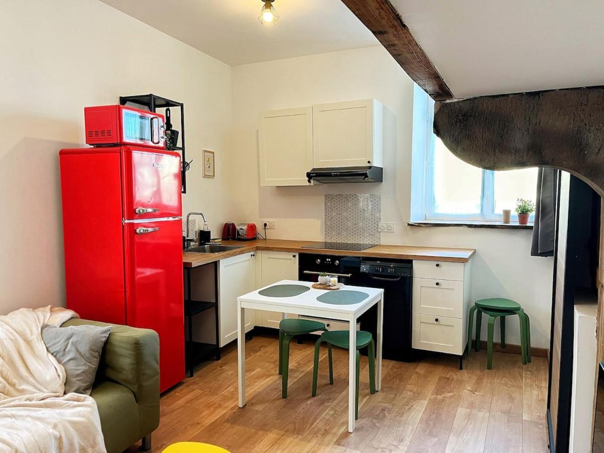 Saint-Genix-sur-Guiers Studio Chic Au Style Retro Moderne מראה חיצוני תמונה