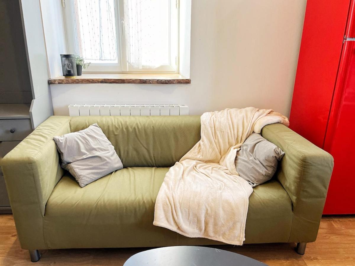 Saint-Genix-sur-Guiers Studio Chic Au Style Retro Moderne מראה חיצוני תמונה