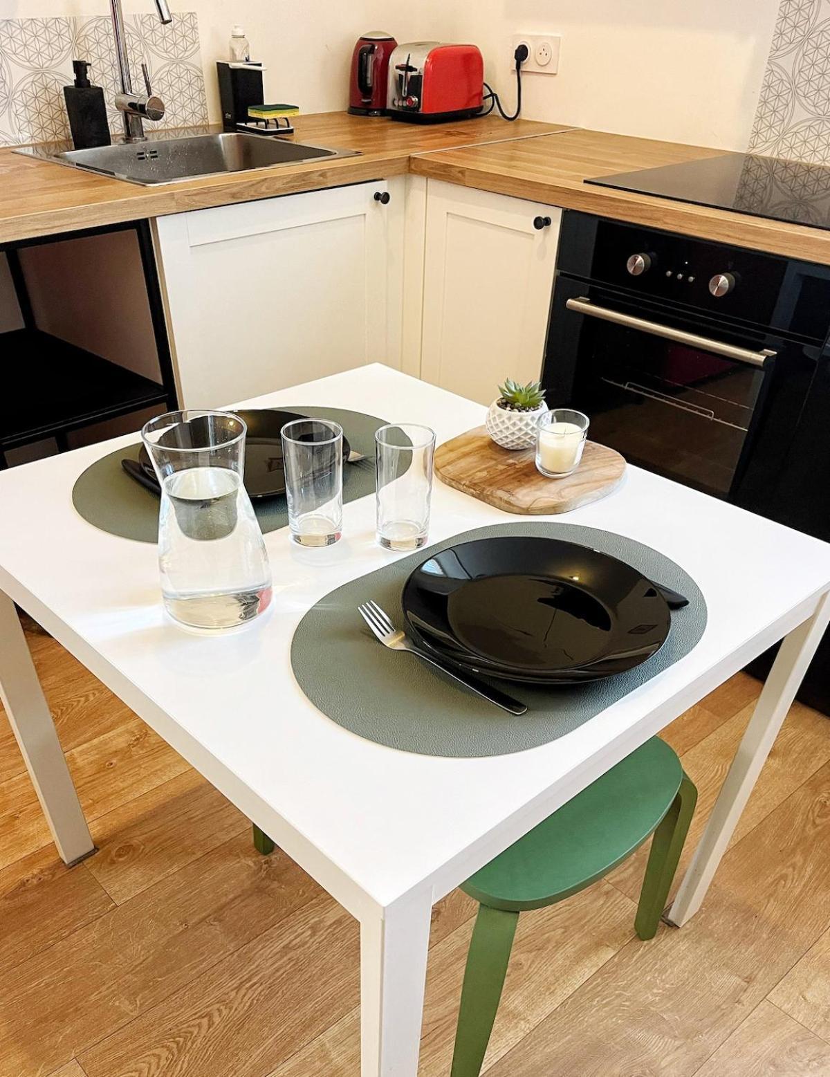 Saint-Genix-sur-Guiers Studio Chic Au Style Retro Moderne מראה חיצוני תמונה